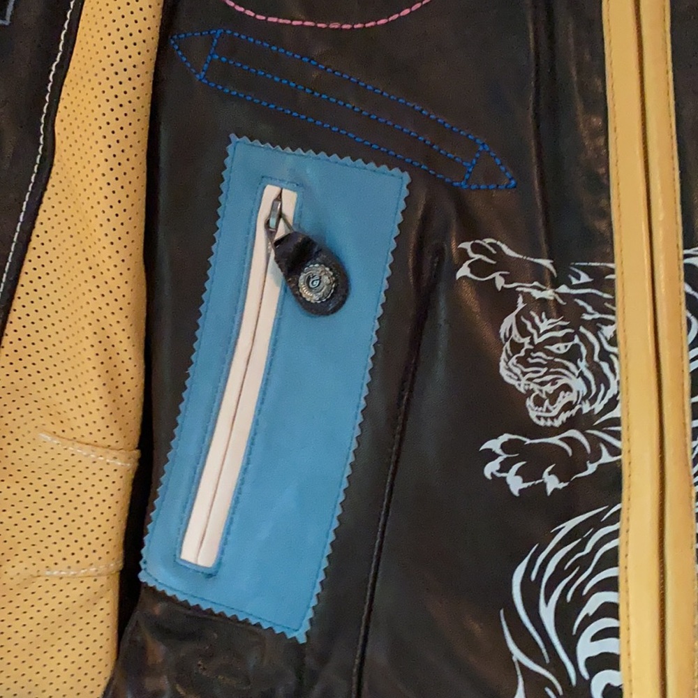 100% Leather Jacket. - image 3